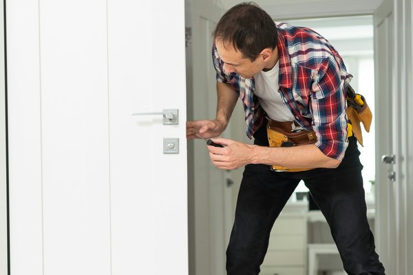 Serrurier à uccle : dépannage express et sécurité assurée